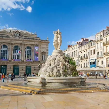 Emplacement Exceptionnel - Climatise - Place De La Comedie
