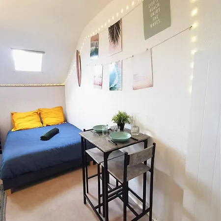 Emplacement Exceptionnel - Climatise - Place De La Comedie