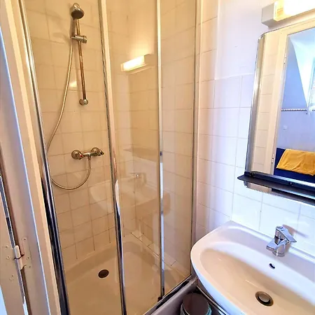 Emplacement Exceptionnel - Climatise - Place De La Comedie Appartement *